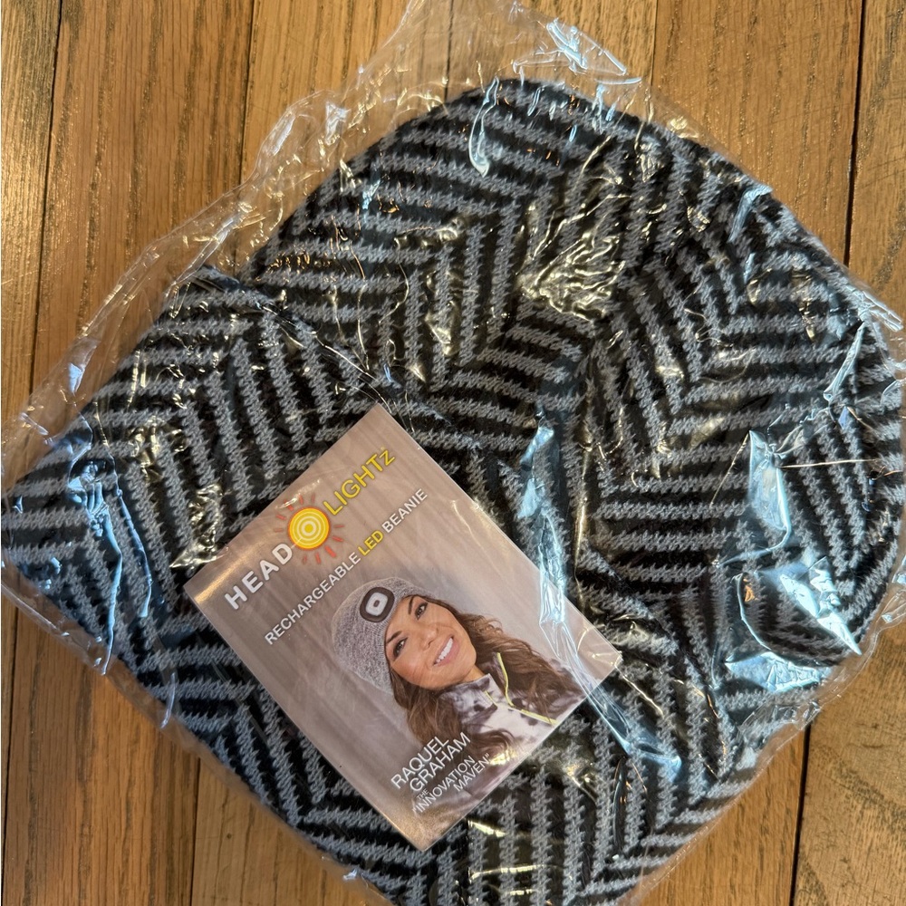 Head lightz beanie
